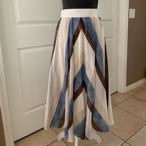Chico's Dresses & Skirts - CHICO’S midi skirt